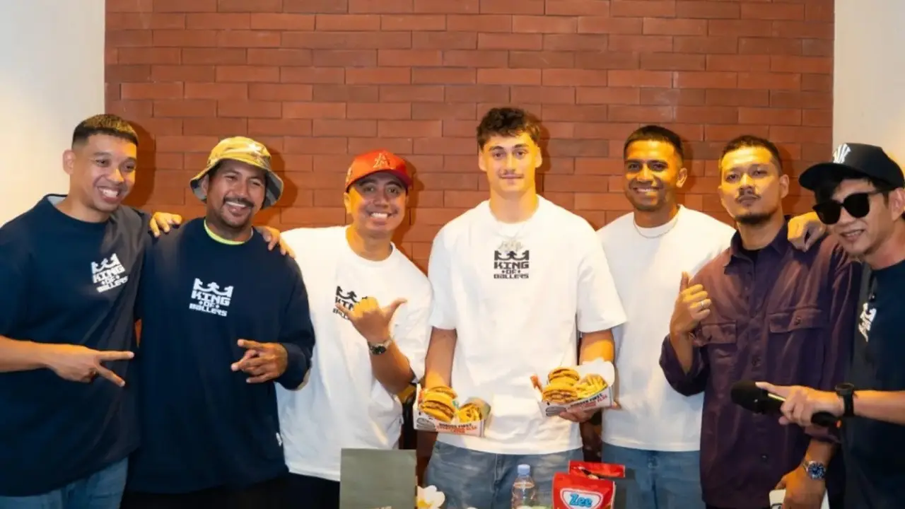 Bintang Streetball Dunia Matt Kiatipis Sambangi Indonesia, Meriahkan King of Ballers